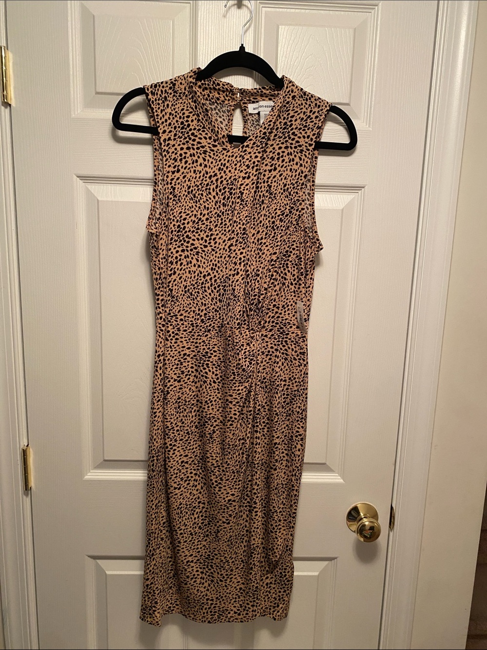 Amazon Essentials Sleeveless Camel Leopard Wrap Dress…size M
